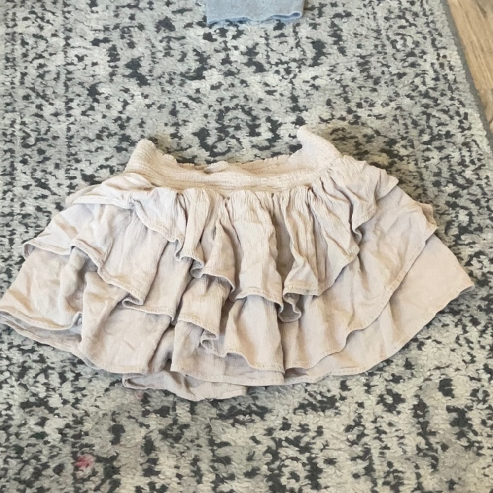 Brown flows ruffle skirt